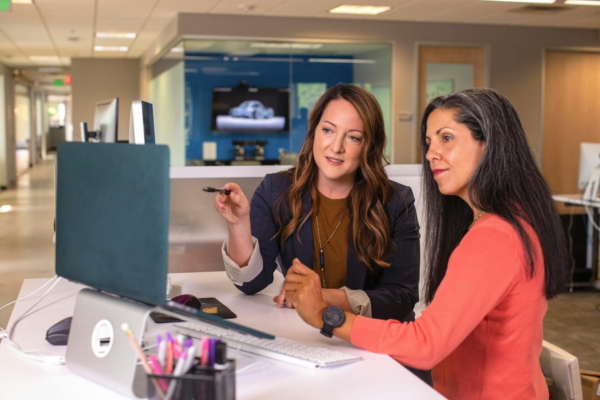 Handling Conflicts with Co-workers Gracefully and Professionally