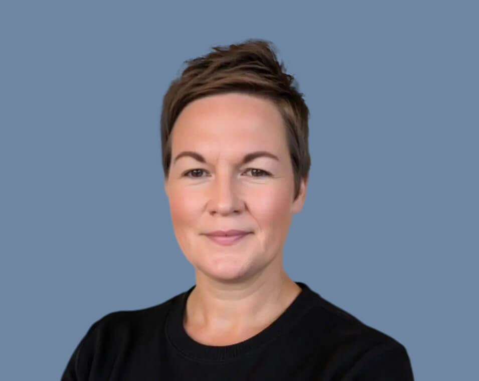 Theresa Fuchs-Santiago headshot